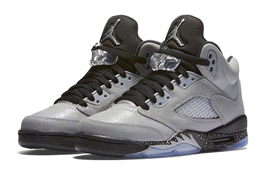 (GS) Air Jordan 5 Retro 'Wolf Grey' 440892-008 Big Kids Basketball Shoes  -  KICKS CREW