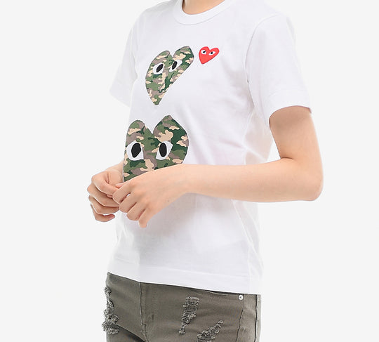 (WMNS) COMME des GARCONS PLAY Camouflage Double Heart Tee 'White' AZ-T245-051-1