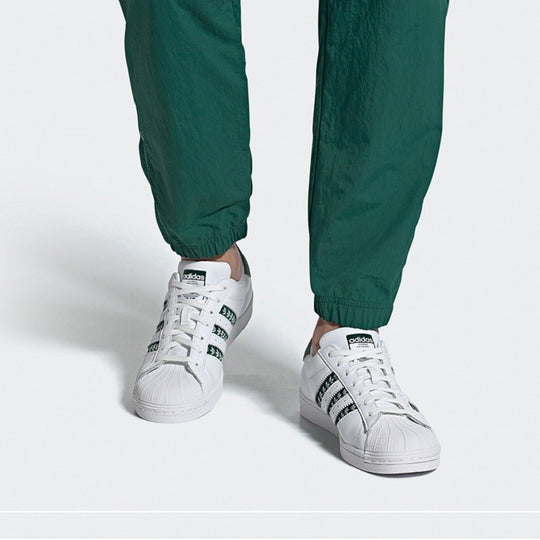 adidas originals Superstar 'Green White' FZ1968